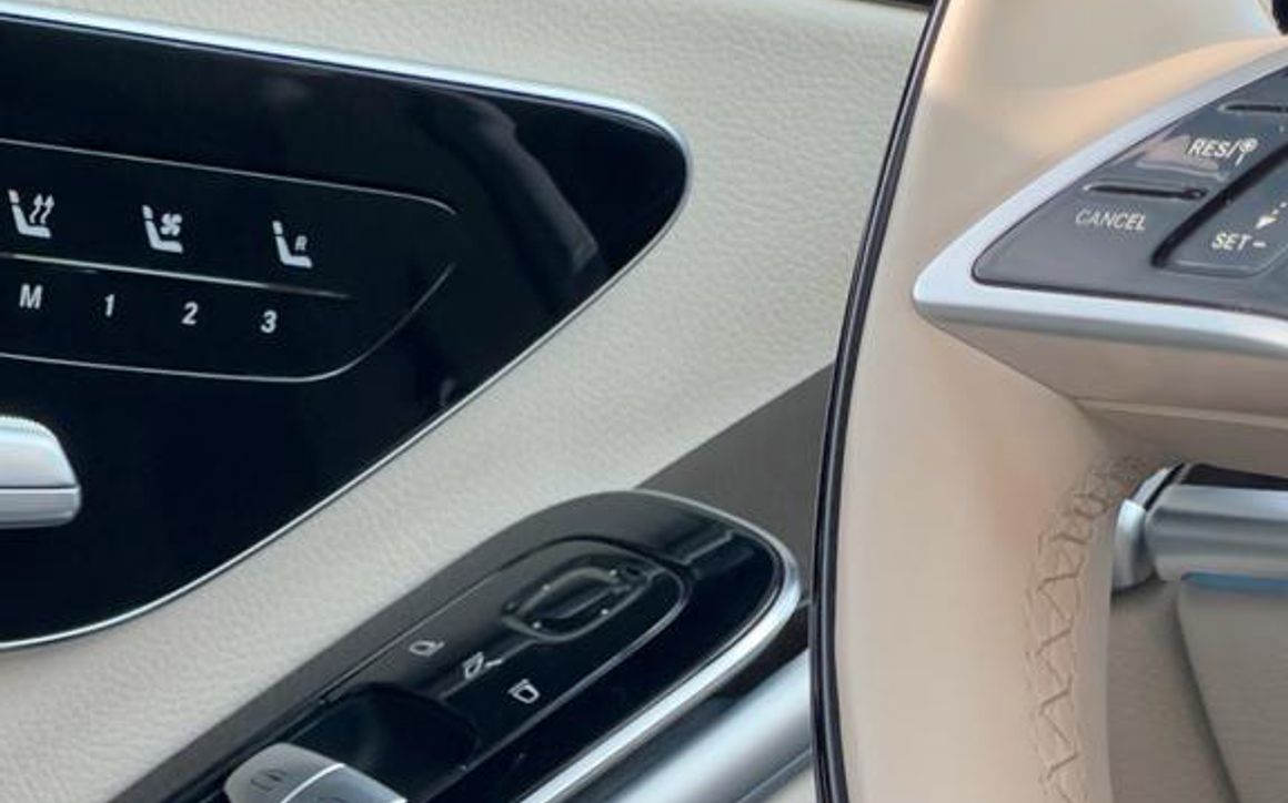 MERCEDES S500 - image 10