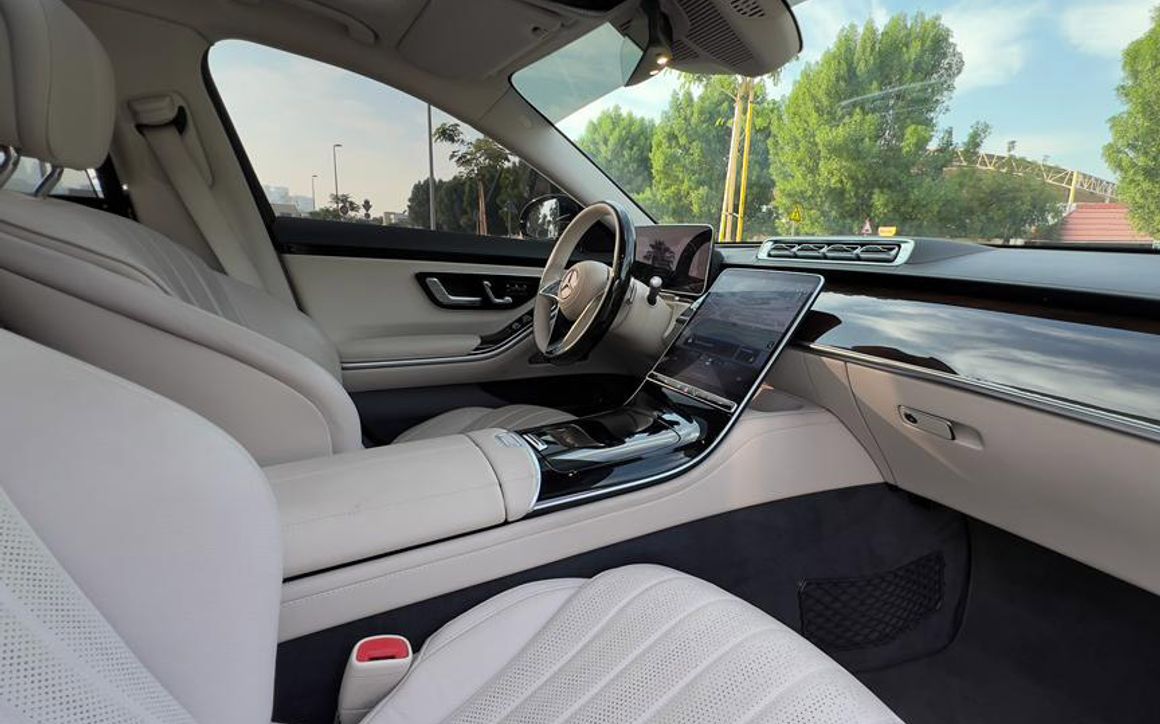 MERCEDES S500 - image 6