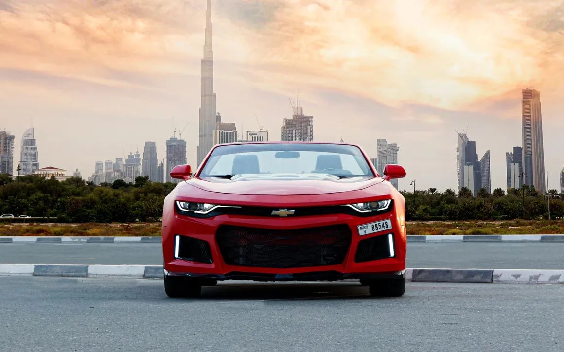 Chevrolet Camaro Convertible Red - image 3