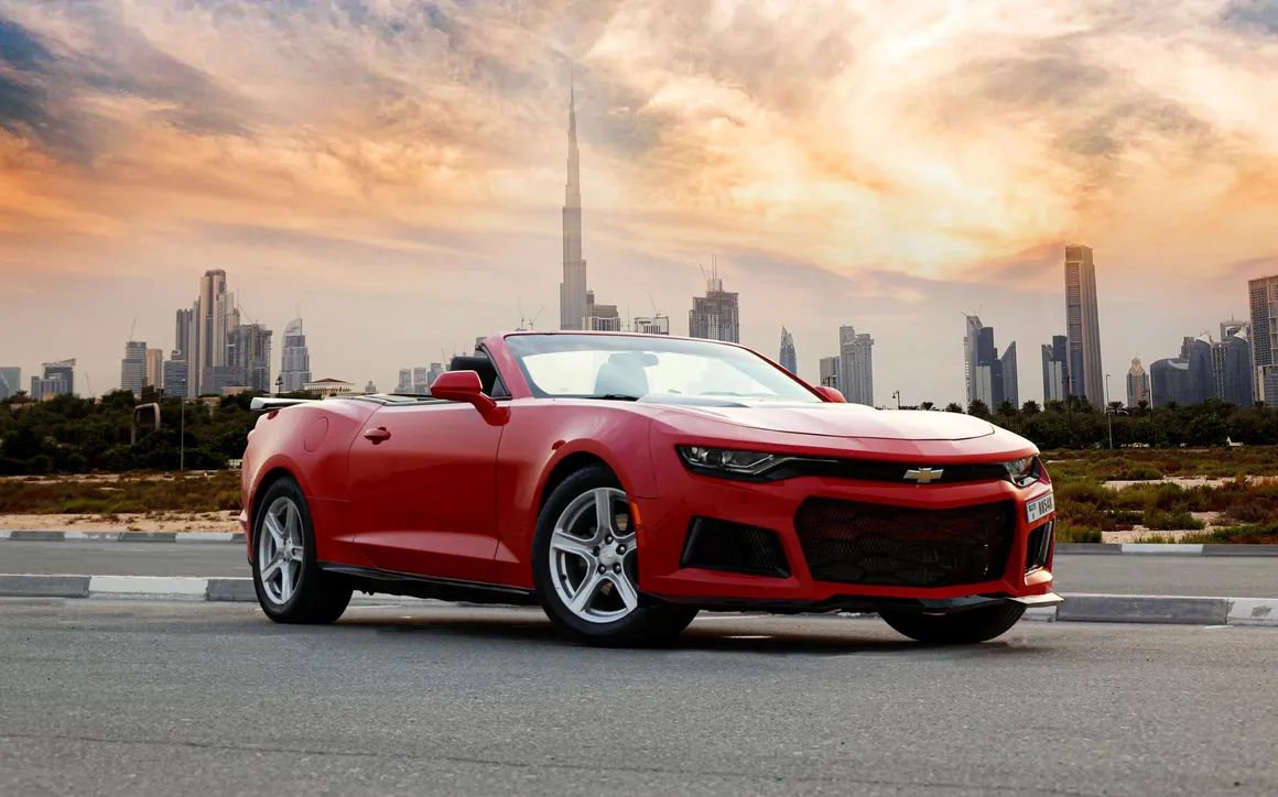 Chevrolet Camaro Convertible Red - image 1