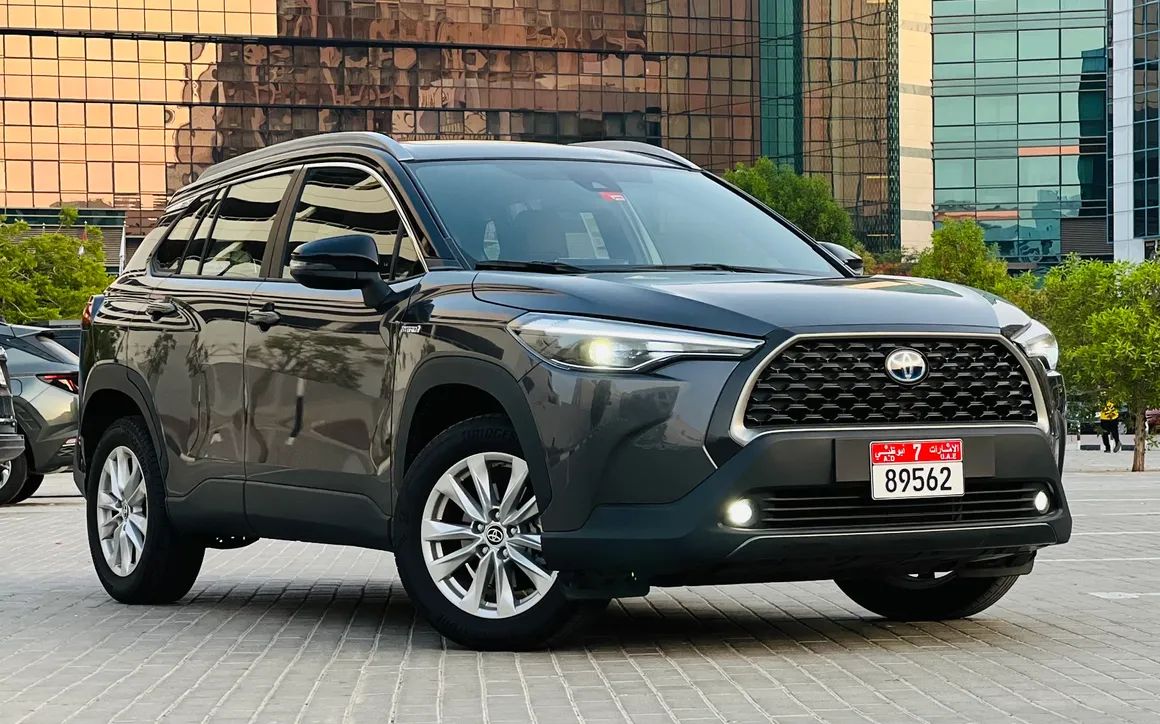 TOYOTA COROLLA CROSS HYBRID TOP SPEC - image 1