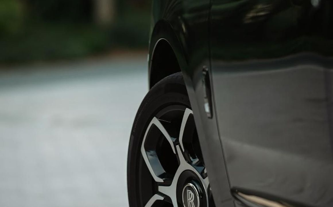 Rolls Royce Rolls Royce Black Badge Cullinan - image 4