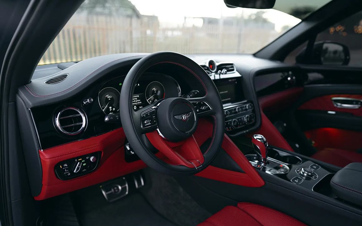 Bentley BENTAYGA - image 8