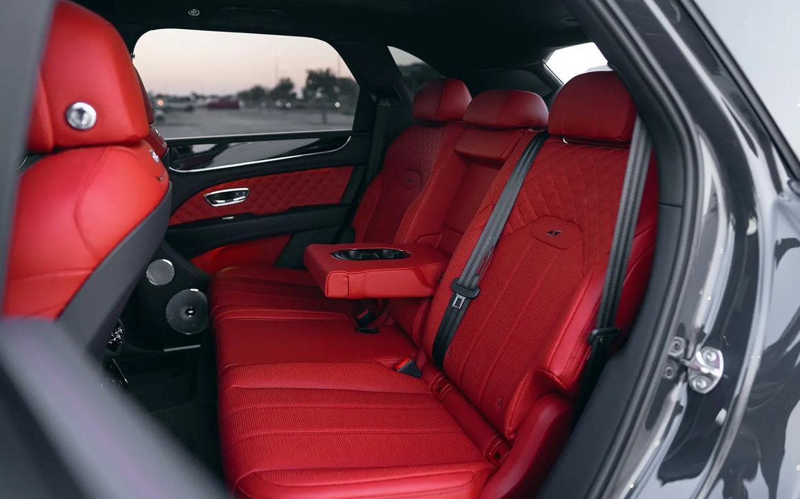 Bentley BENTAYGA - image 12