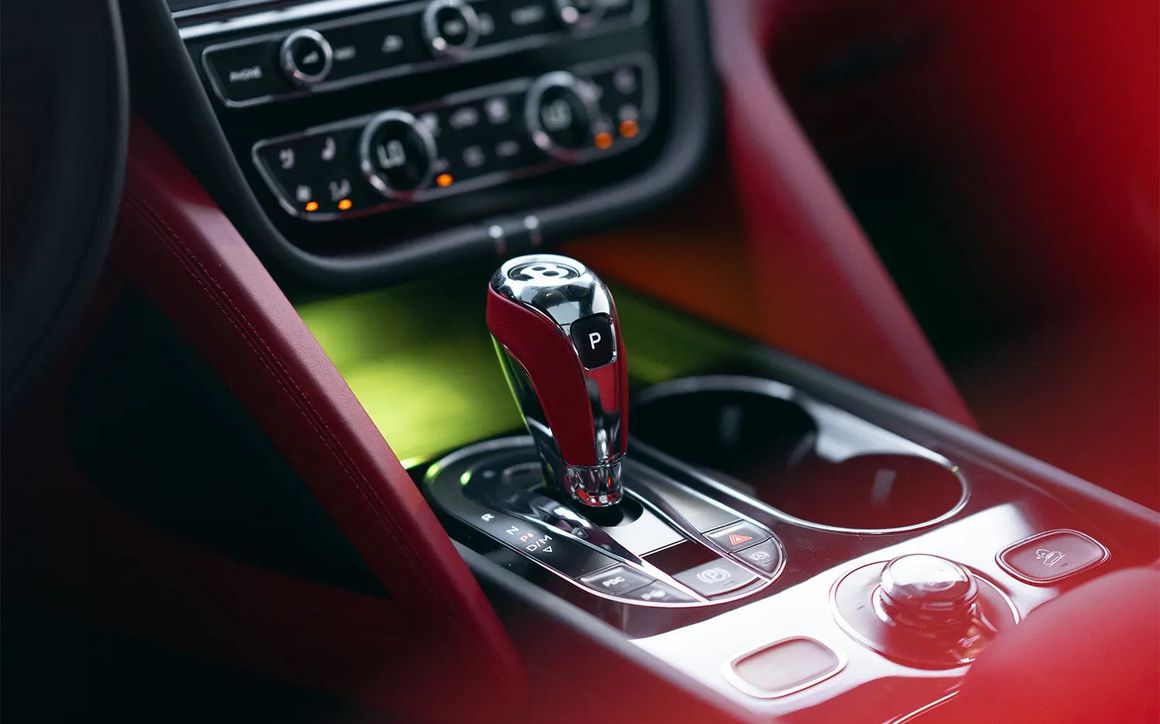 Bentley BENTAYGA - image 10