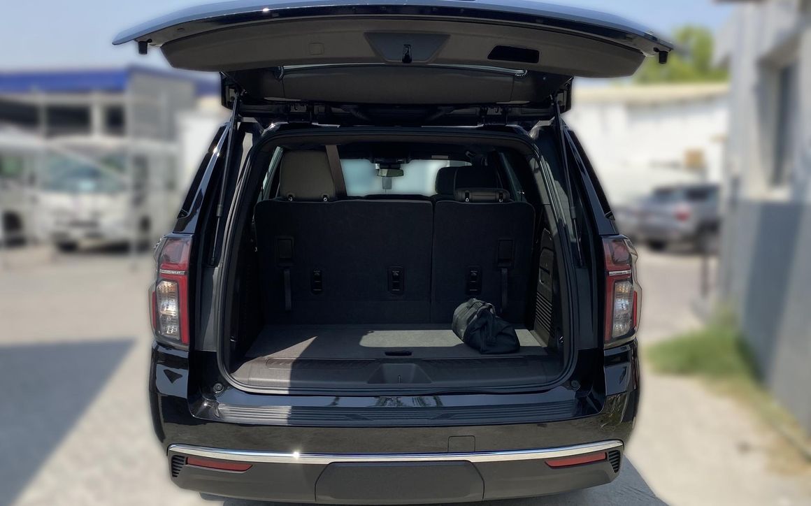 CHEVROLET TAHOE LS 4X4 SUV 7 SEATS - image 8