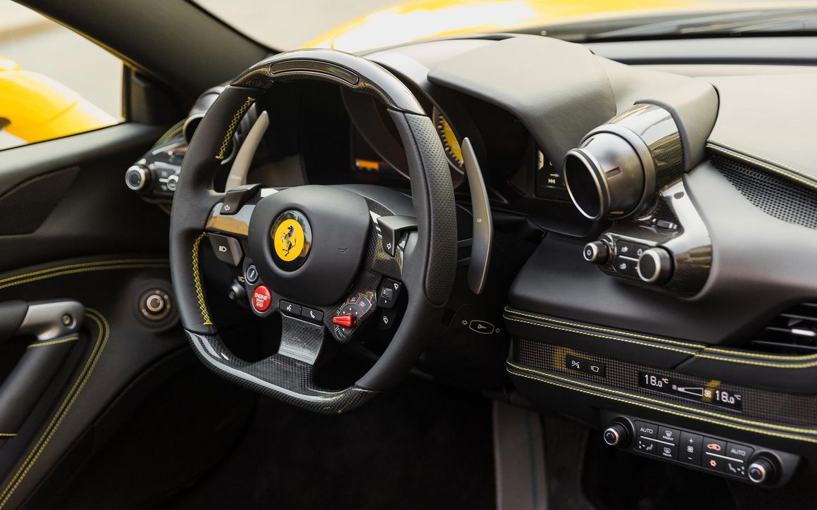 Ferrari F8 spyder - image 16