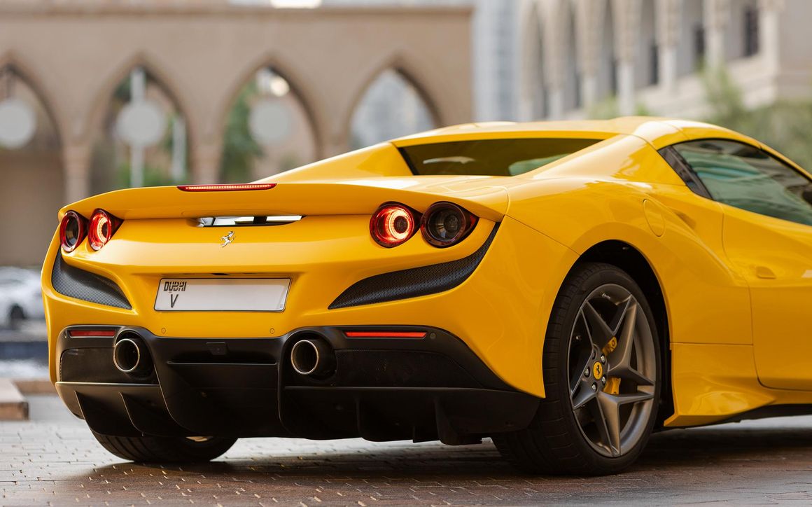 Ferrari F8 spyder - image 10