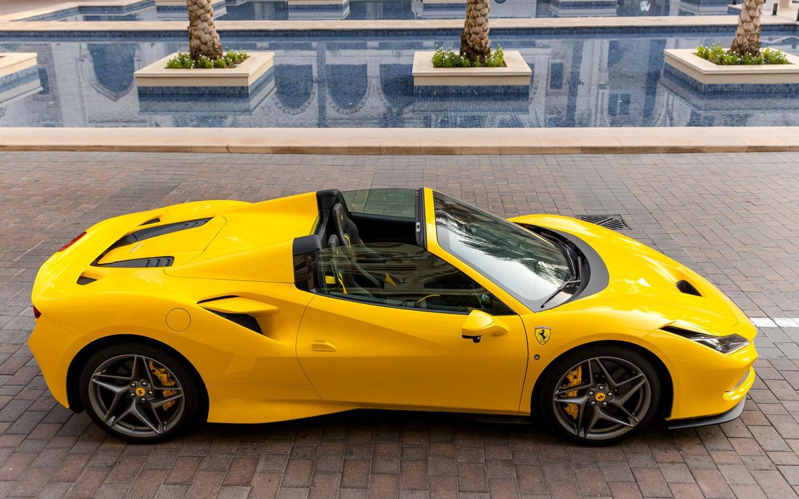 Ferrari F8 spyder - image 9