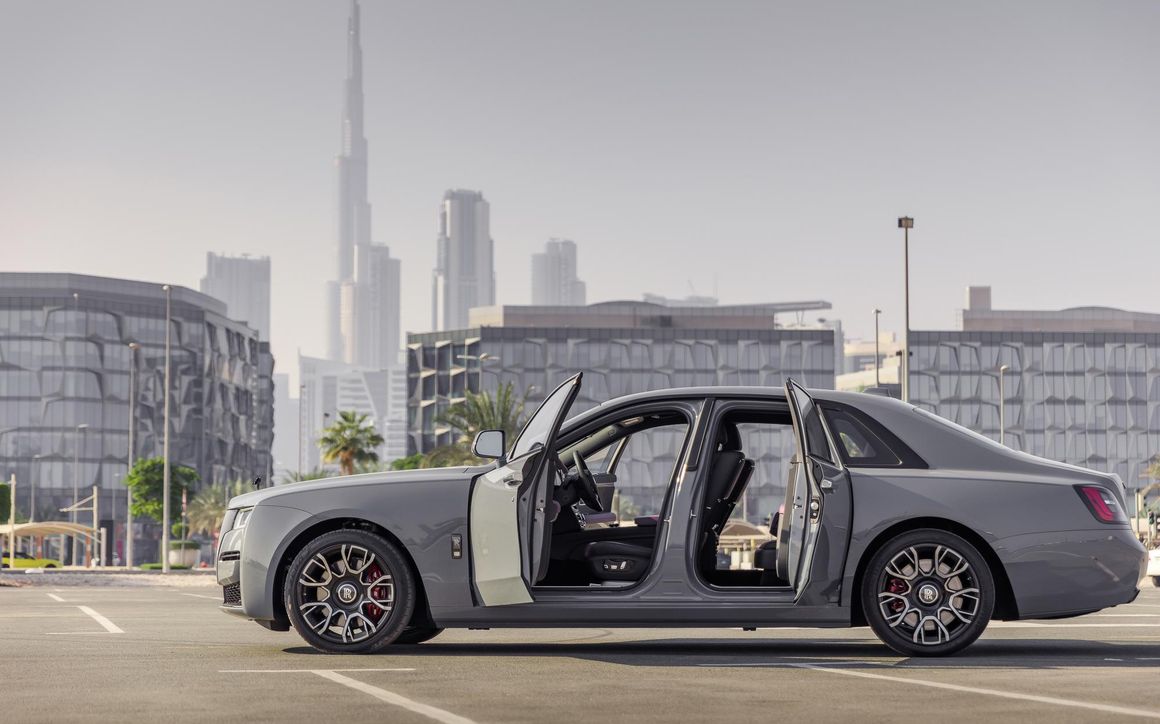 Rolls Royce ghost black badge - image 4