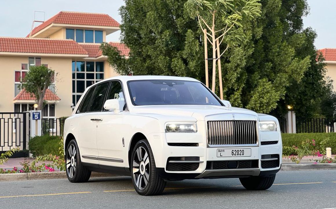 CADILLAC ESCALADE - image 1