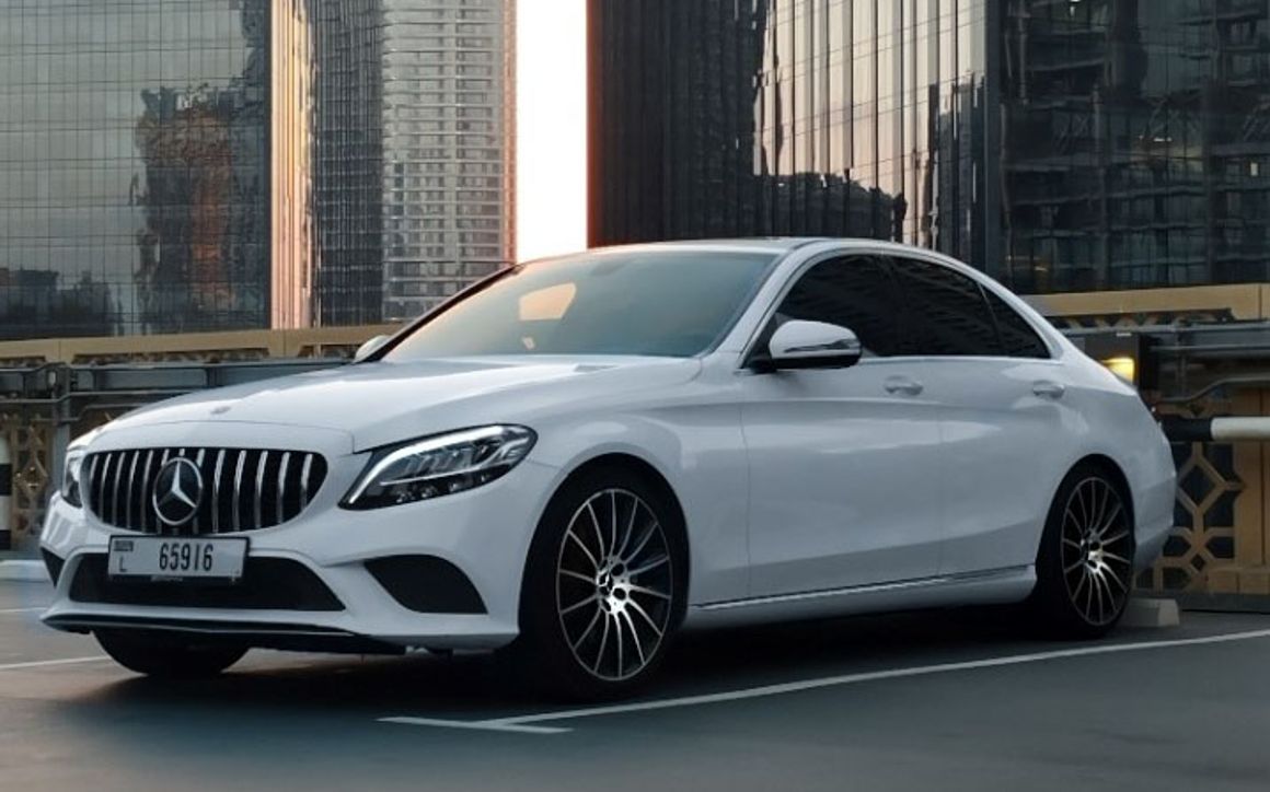 Mercedes Benz C-Series - image 1
