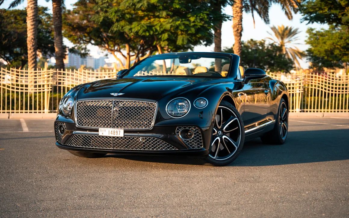 Bentley Continental GTC Mulliner - image 7