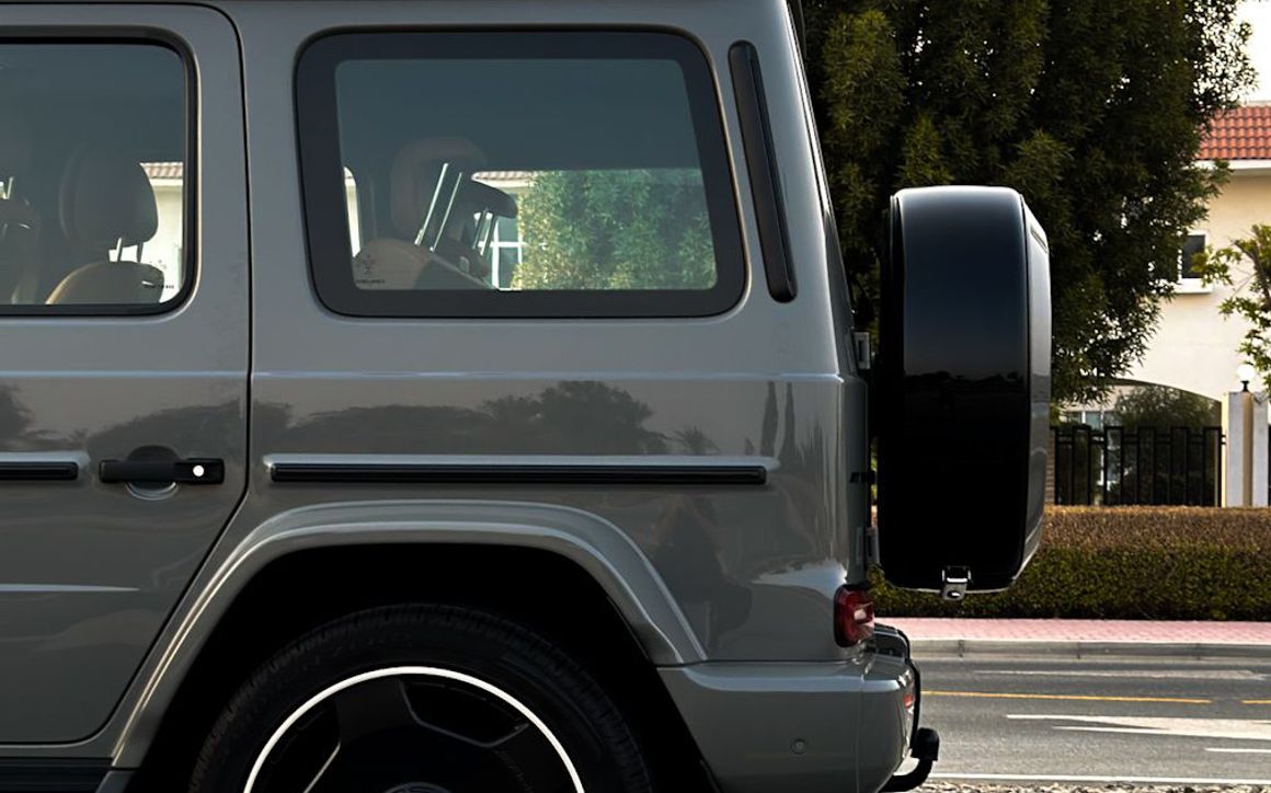 MERCEDES G63 - image 7