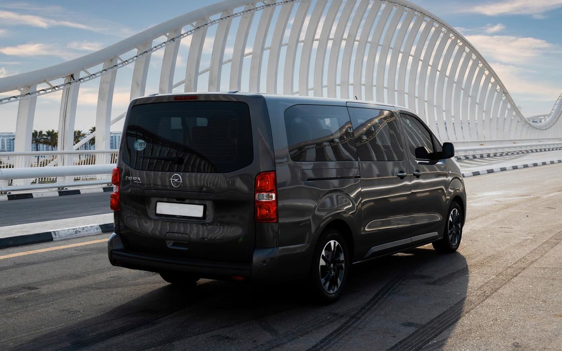 Opel Zafira - image 8