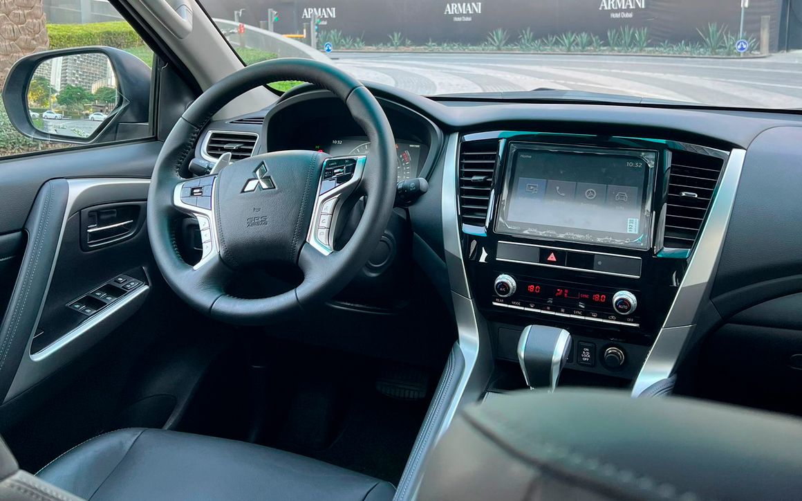 Mitsubishi Montero Sport Prime Edition 2023 - image 9