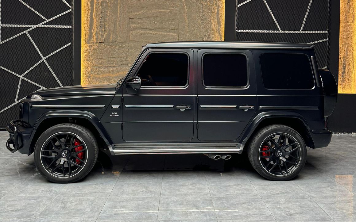 MERCEDES G63 - image 2
