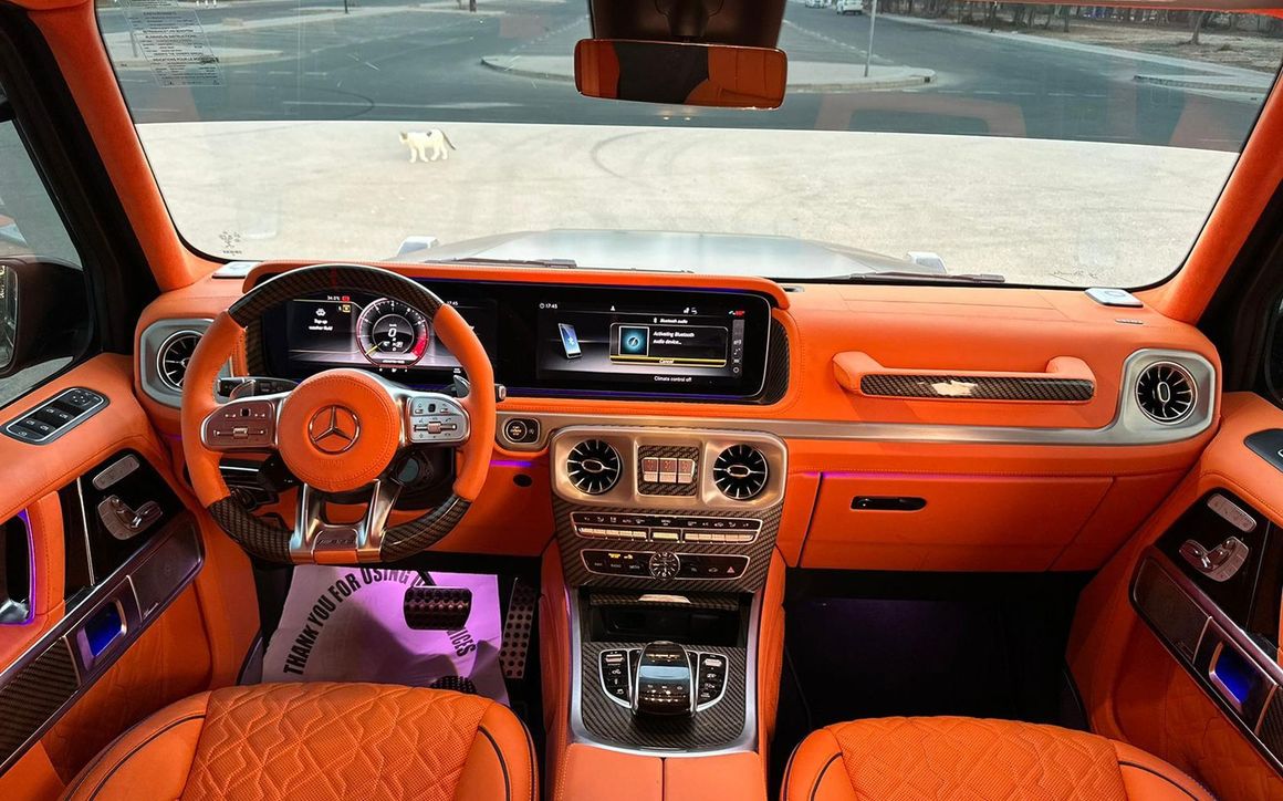 MERCEDES G63 - image 6