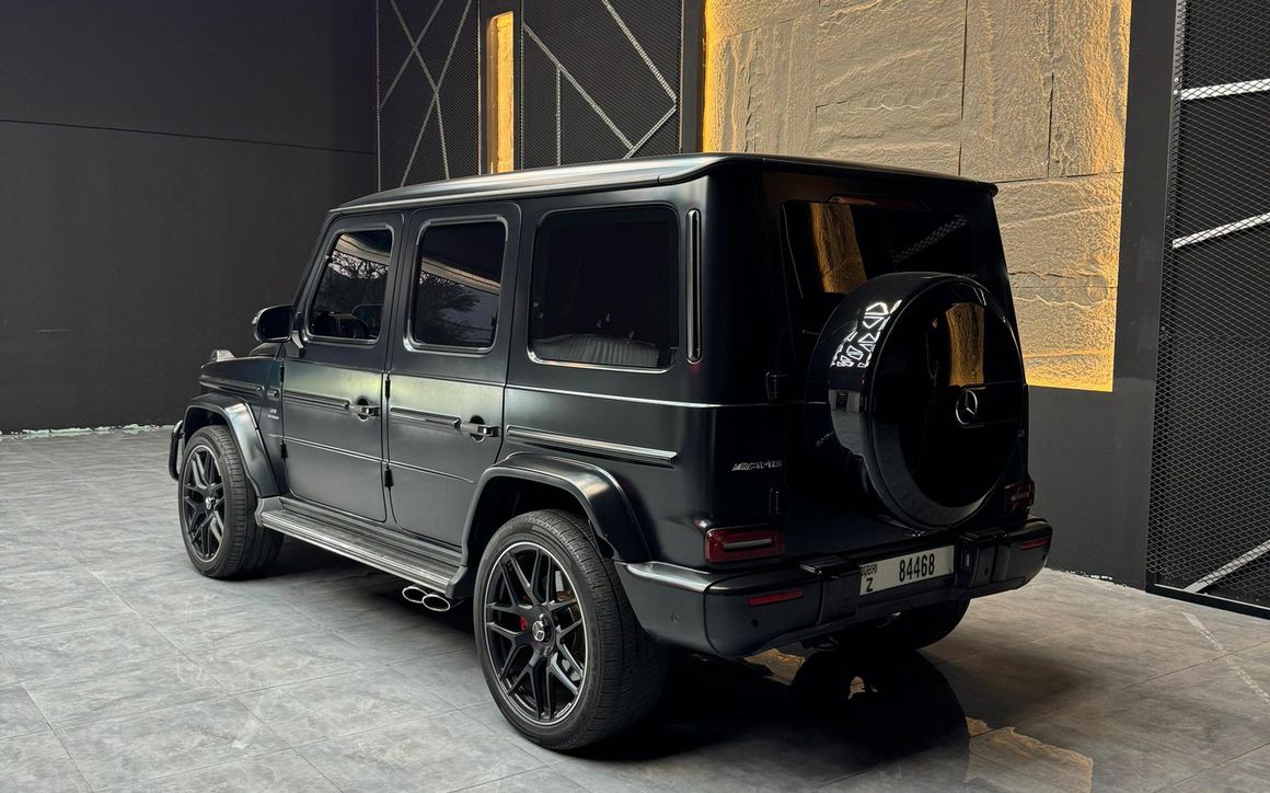 MERCEDES G63 - image 5