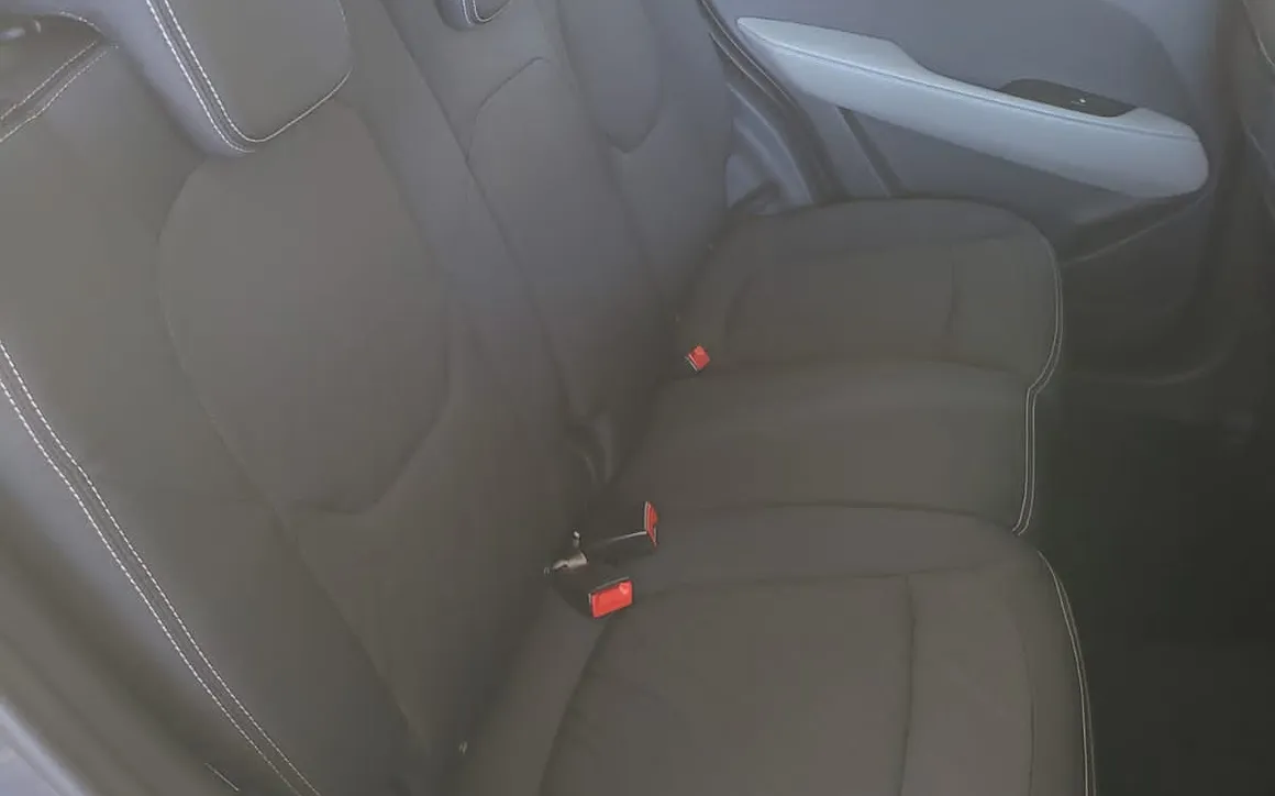 Chevrolet Groove - image 16