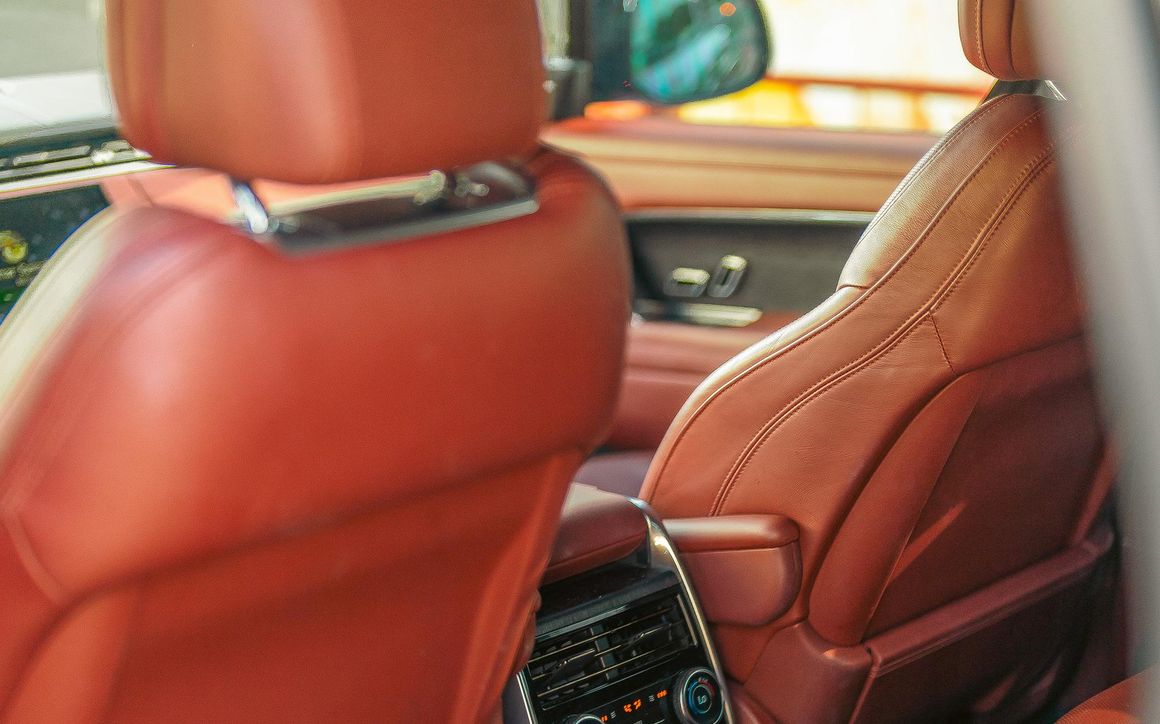 RANGE ROVER - image 7