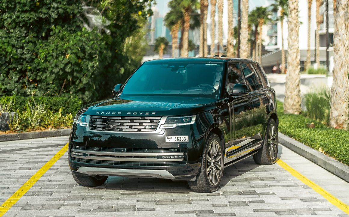RANGE ROVER - image 1