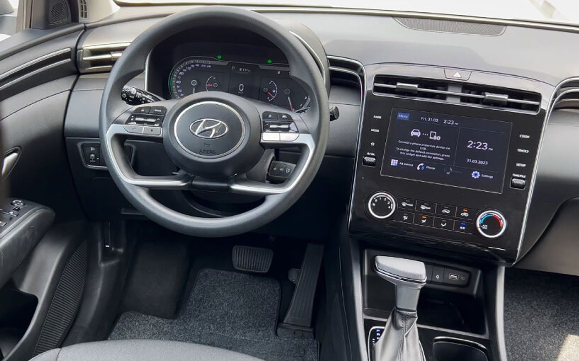 Hyundai Tucson - image 8