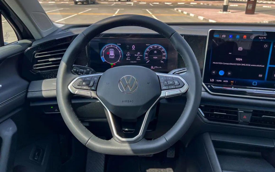 VOLKSWAGEN TIGUAN LIFE PLUS - image 7