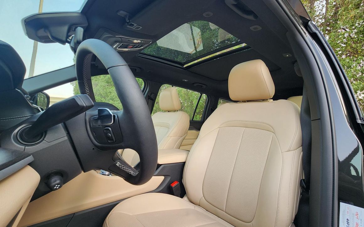 Jeep Grand Cherokee - image 7