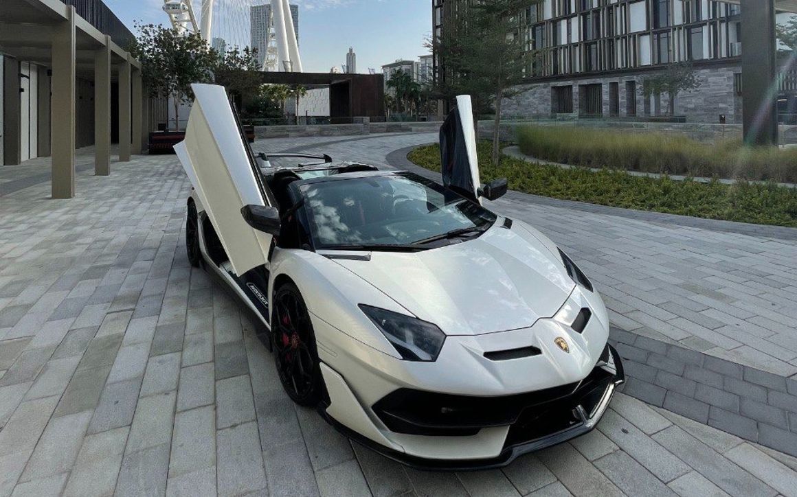 Lamborghini Aventador SVJ - image 1