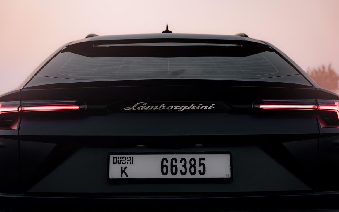 Lamborghini Urus - image 7