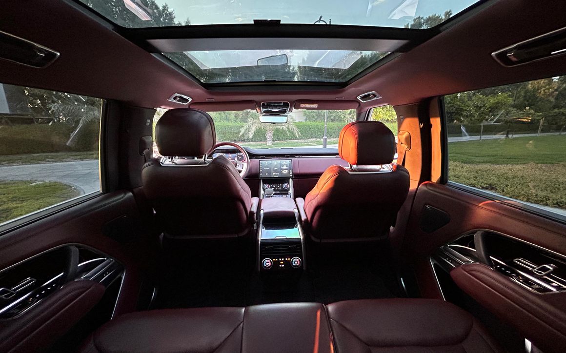 Range Rover Vogue - image 9