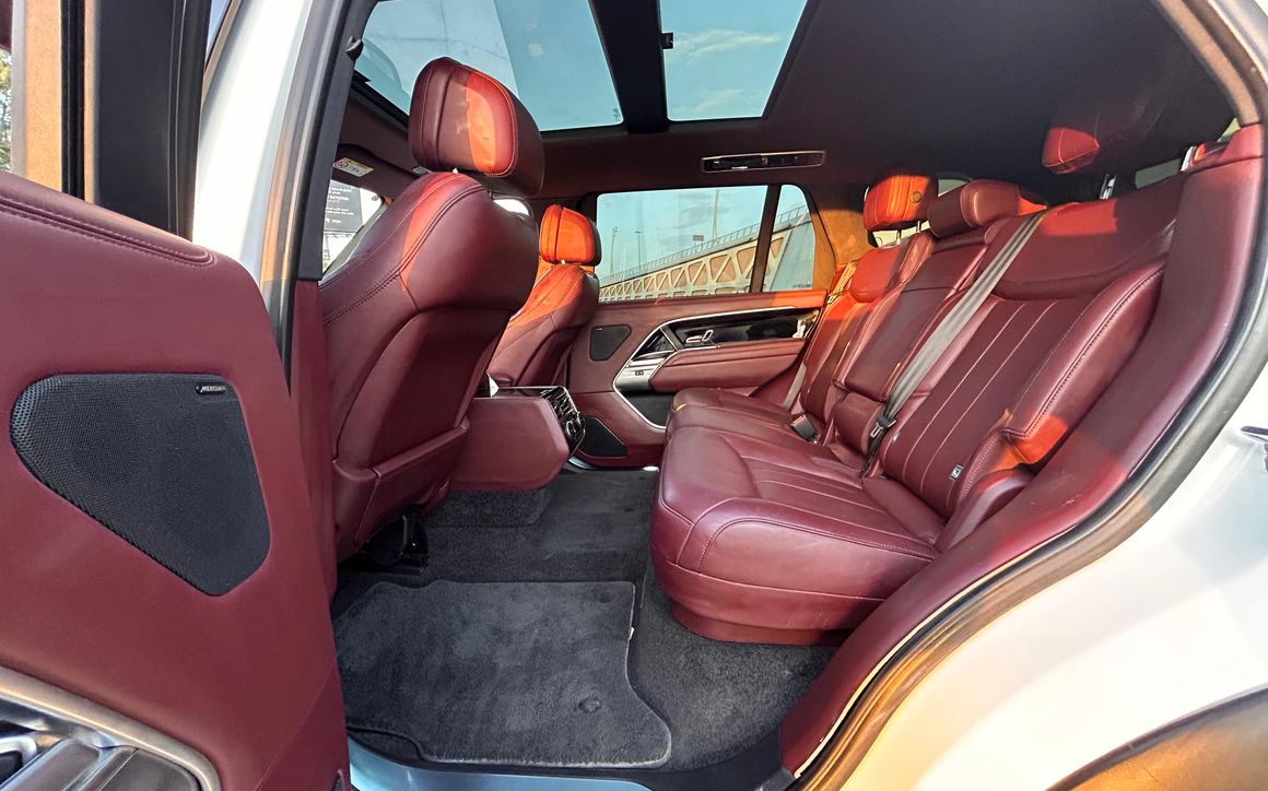 Range Rover Vogue - image 10