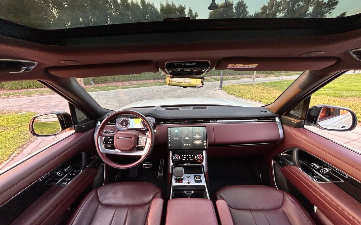 Range Rover Vogue - image 8
