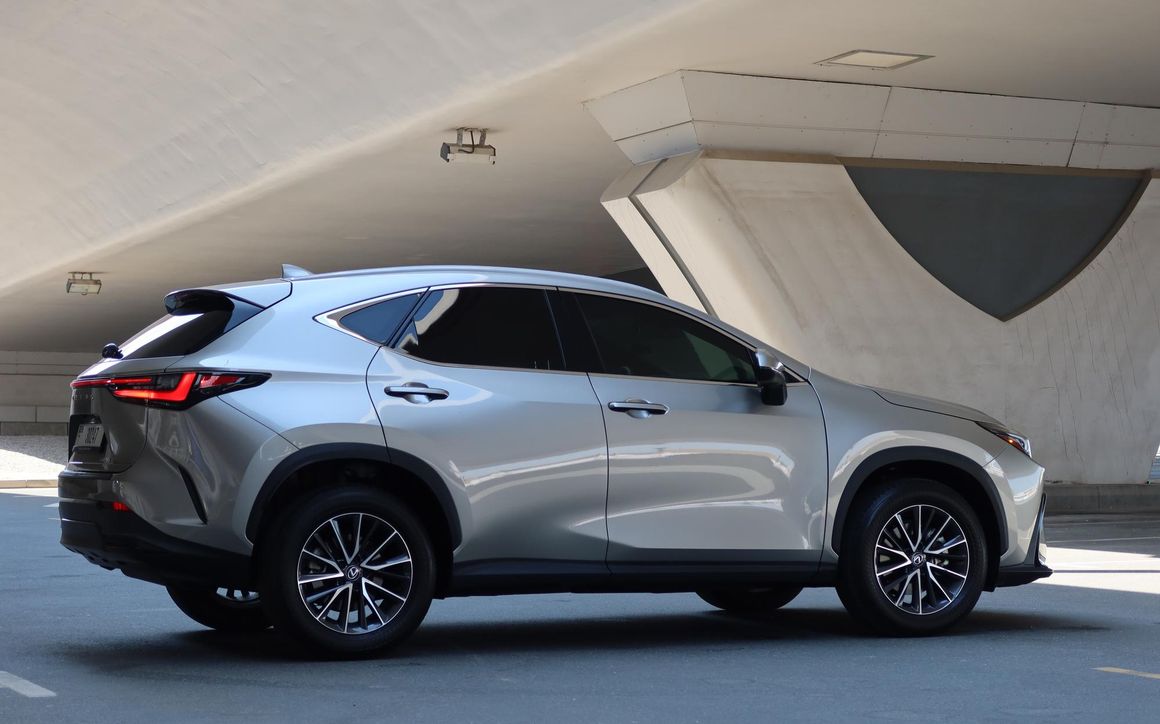 Lexus NX250 - image 5