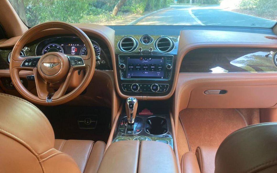 BENTLEY BENTAYGA - image 8