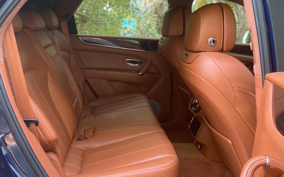 BENTLEY BENTAYGA - image 10