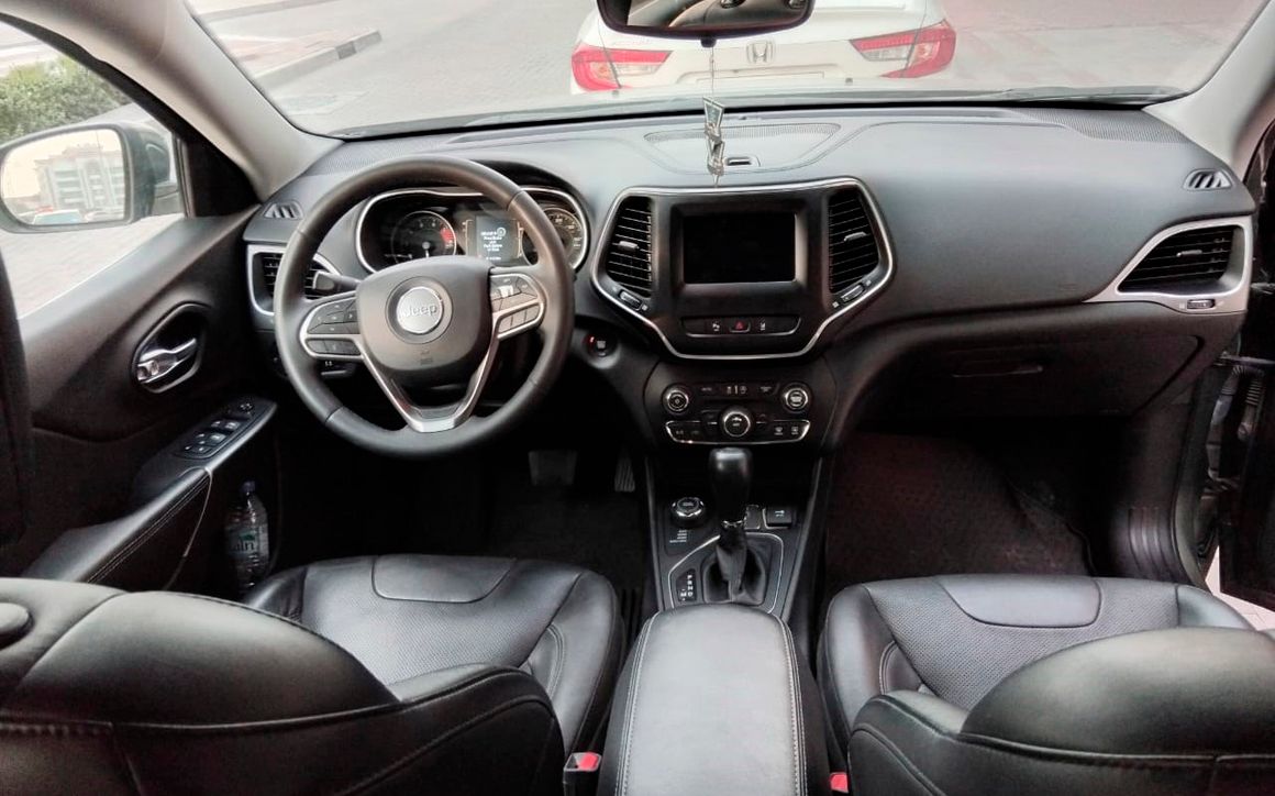 JEEP CHEROKEE - image 5