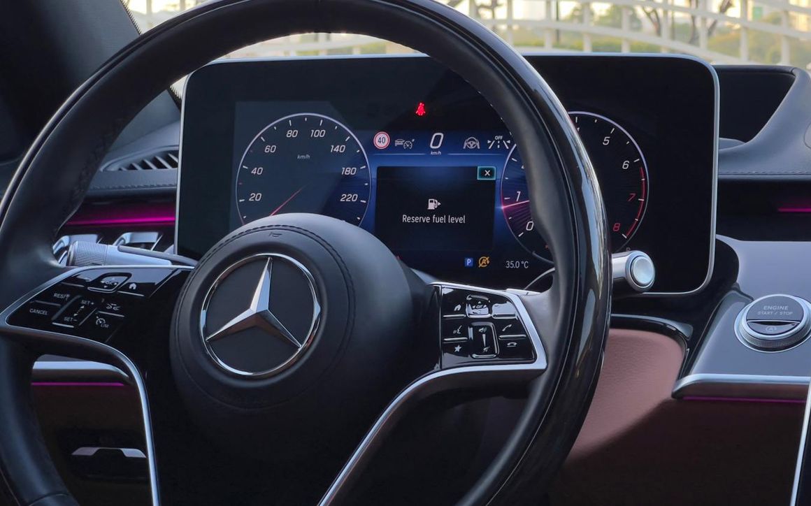 MERCEDES S580 - image 8