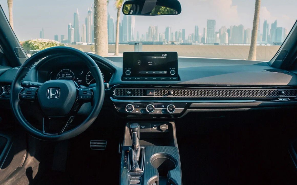 Honda Civic - image 4