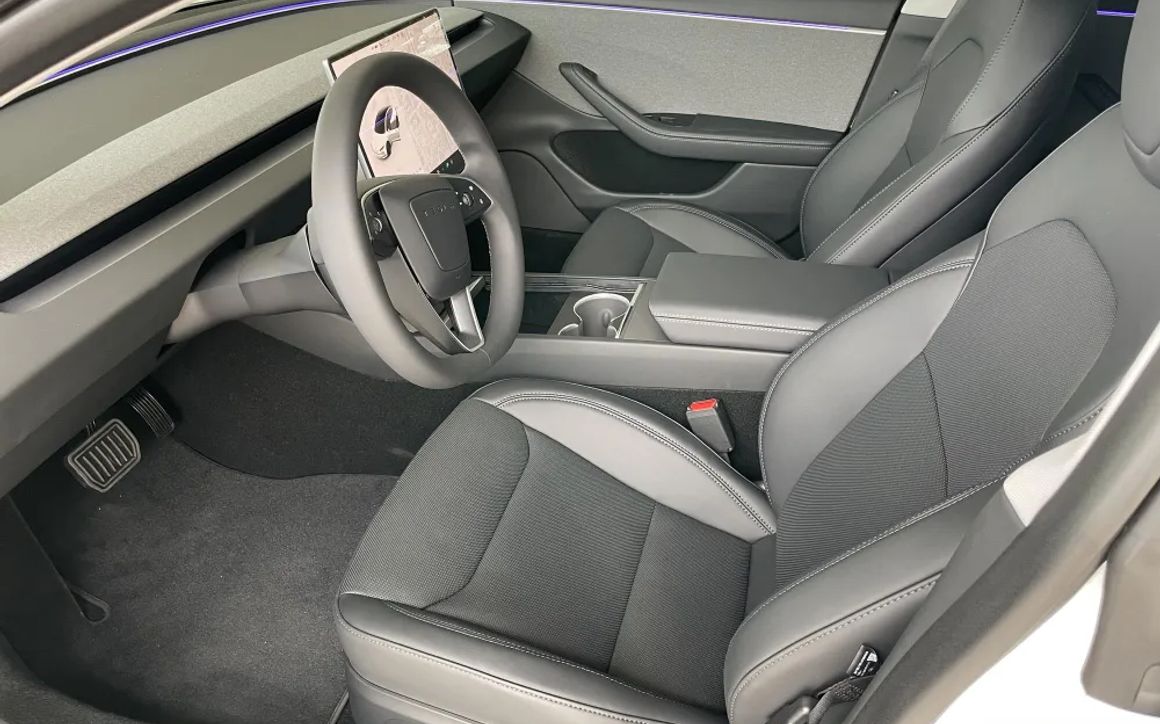 Tesla model 3 Performance 2024 - image 9
