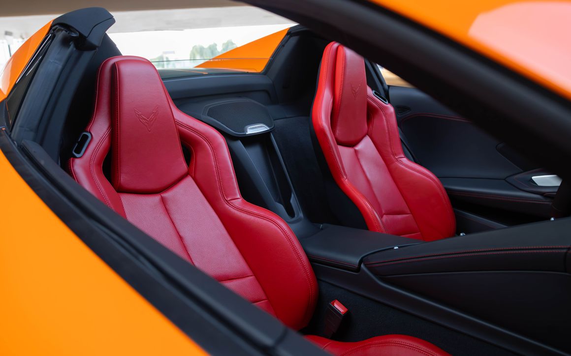 CHEVROLET CORVETTE - image 13