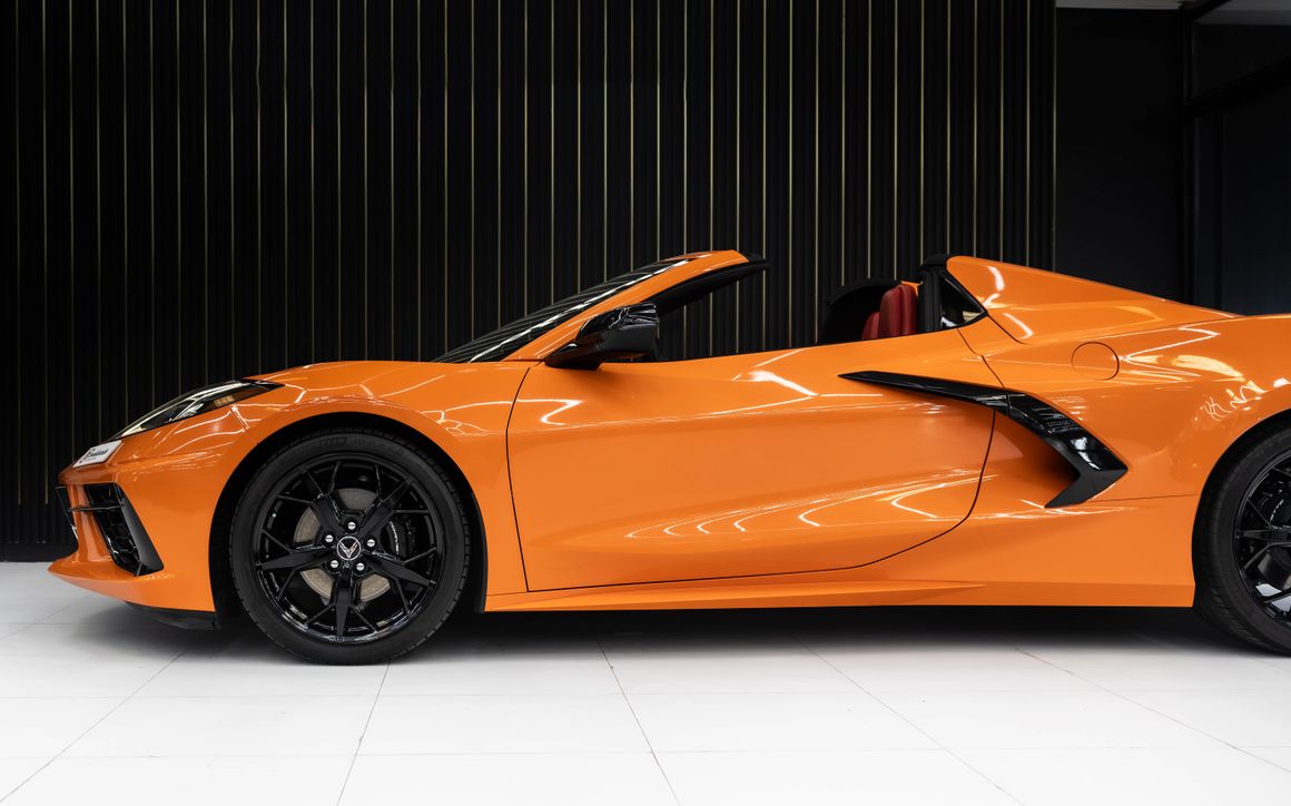 CHEVROLET CORVETTE - image 9