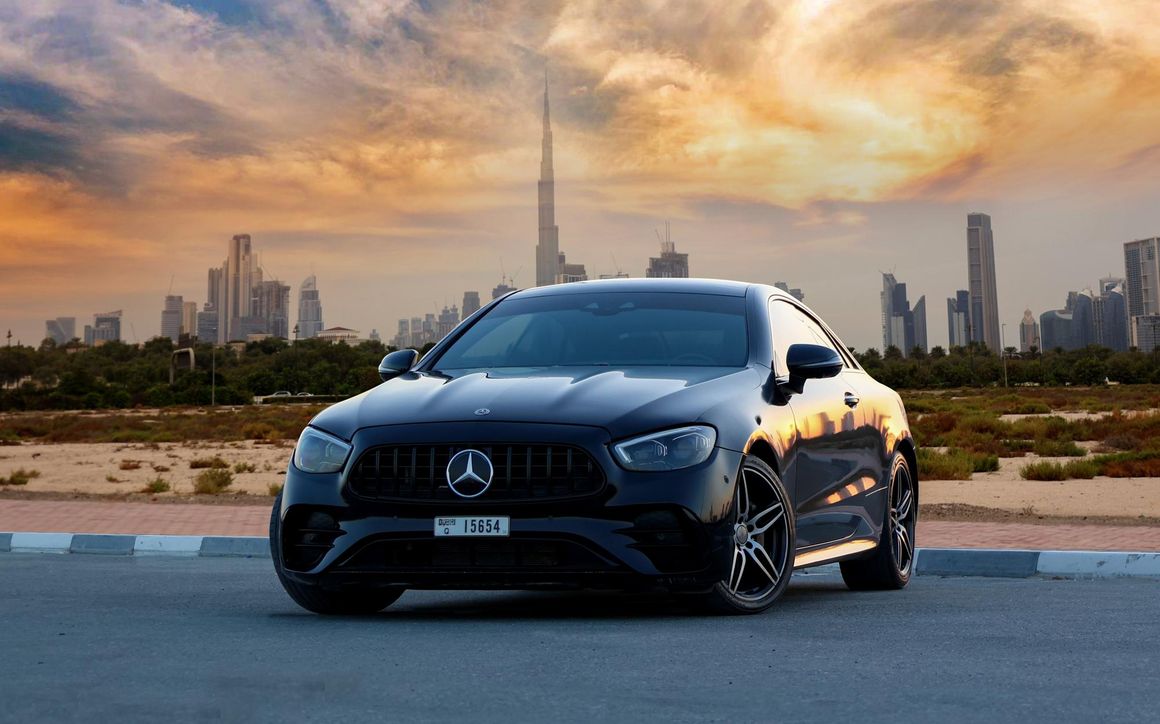 Mercedes Benz E53 AMG Black - image 1