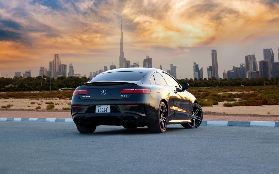Mercedes Benz E53 AMG Black - image 8