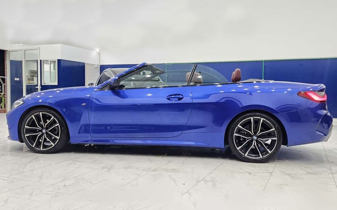 BMW 420i CONVERTIBLE - 2023 - image 5