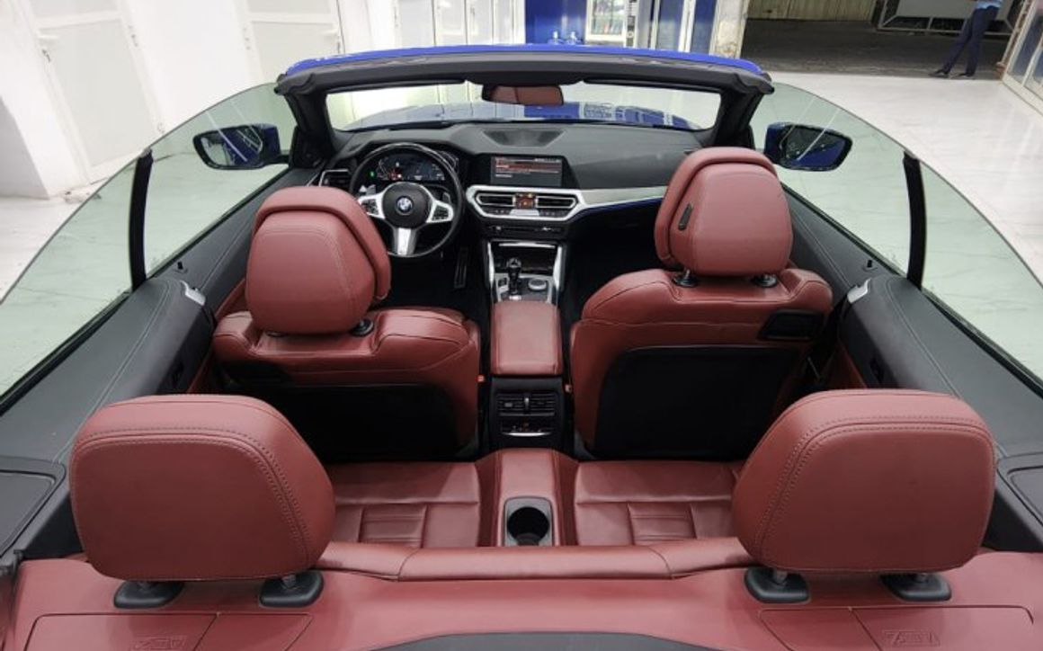 BMW 420i CONVERTIBLE - 2023 - image 9