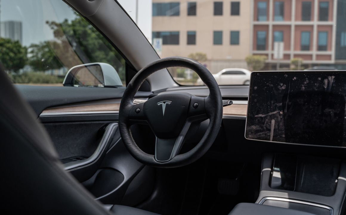 Tesla Model 3 Standard - image 6