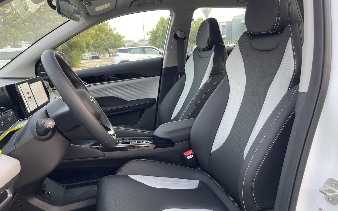 GEELY COOLRAY - image 9