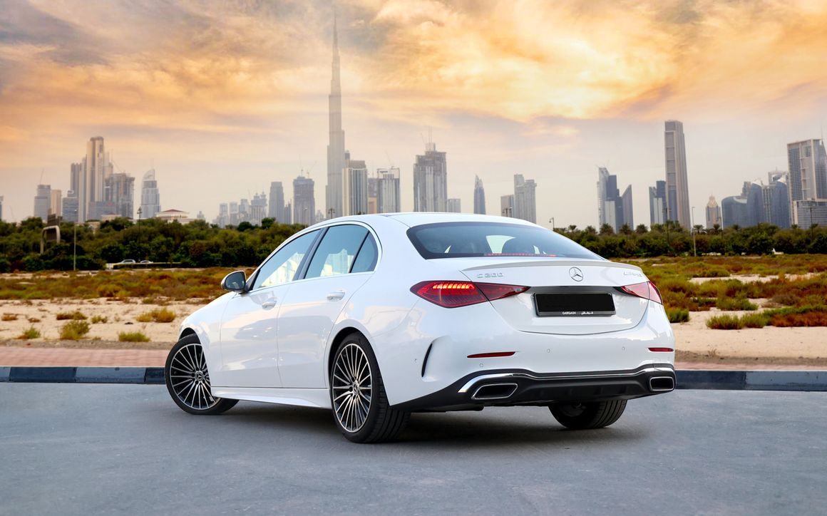 Mercedes Benz C200 White - image 6